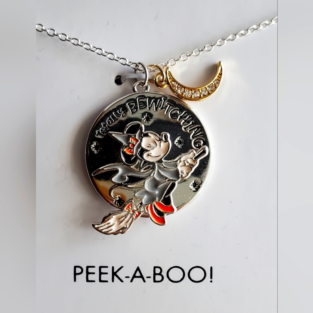 Disney Totally bewitching pendant